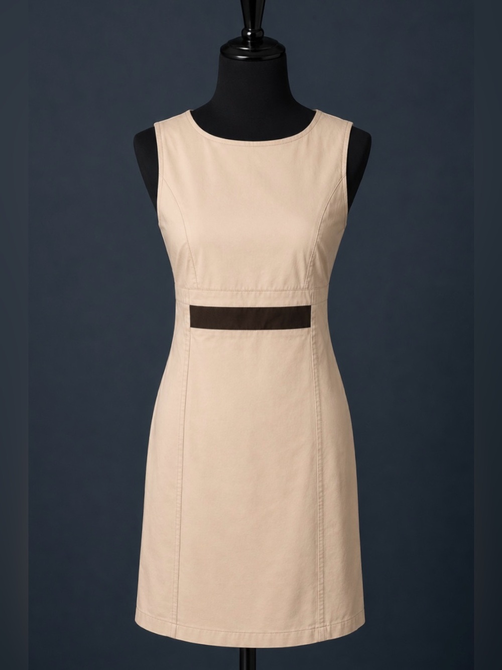 'S MaxMara tan & brown fitted mini dress with geometric stitching. Cotton- XXS